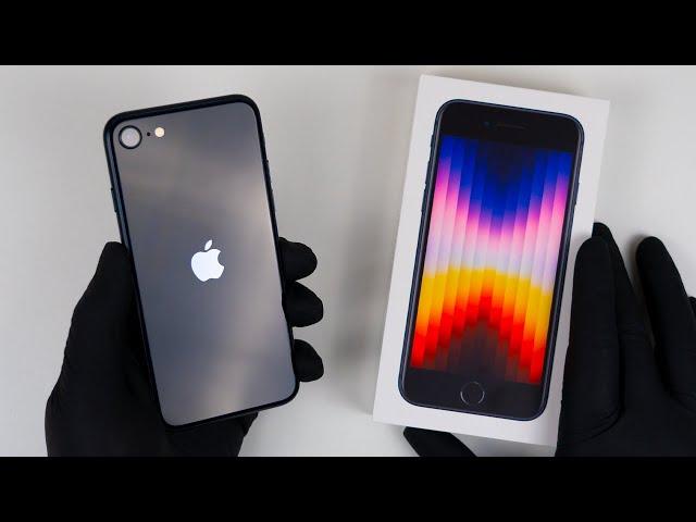 Apple iPhone SE 2022 Mini A Gaming Beast Unboxing + Gameplay (COD, PUBG, FF, Genshin Impact) - ASMR