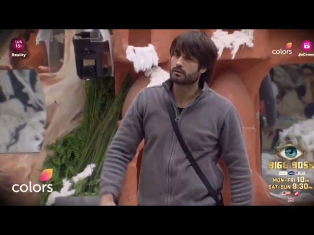 bigg boss 18 Vivian dsena becomes first finalist bb gave ticket to finale task