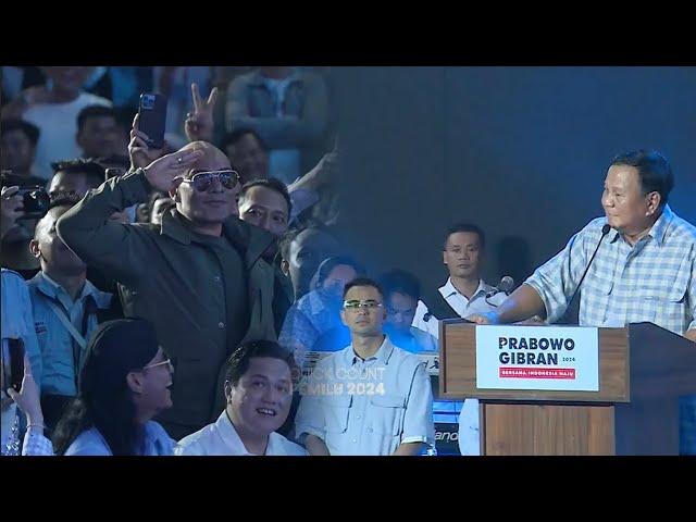 Lucu, Prabowo Sapa Deddy Corbuzier dan Minta Lepaskan Topinya | Pemilu 2024