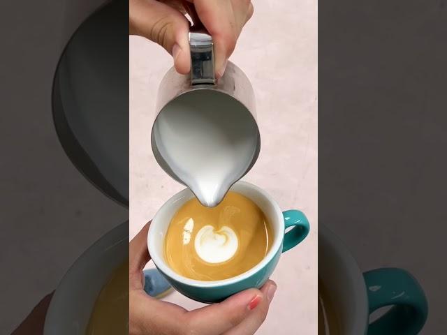 How to: Pour a Clean Latte Art Tulip.