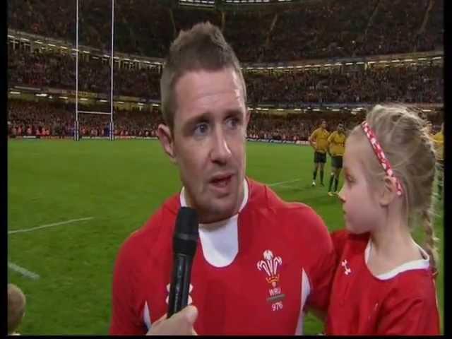 Shane Williams' last  try and emotional interview