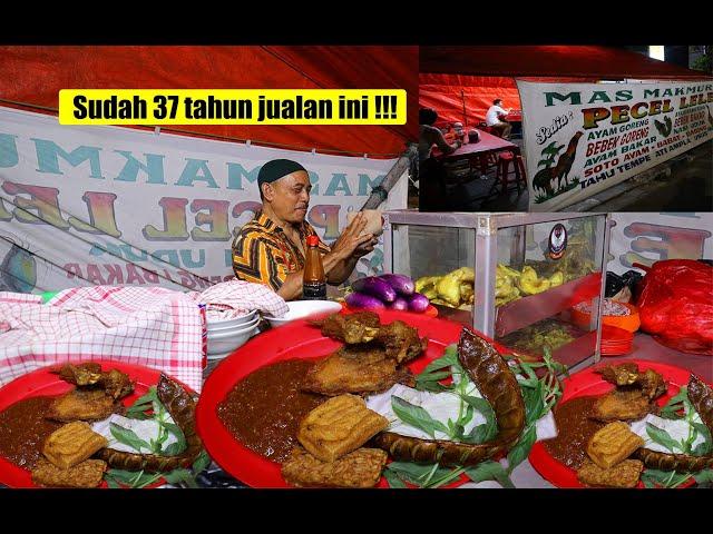 Sudah 37 Tahunan Jualan Pecel Lele Lamongan - Ayam Goreng Sambal Terasi Petai | Kuliner Malam