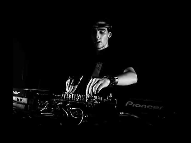 Worakls - Live Act 2013 : MixEssential