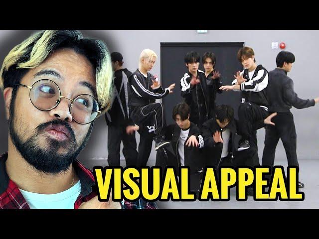 Professional Dancer Reacts To Stray Kids  "LALALALA" [Practice + Performance]