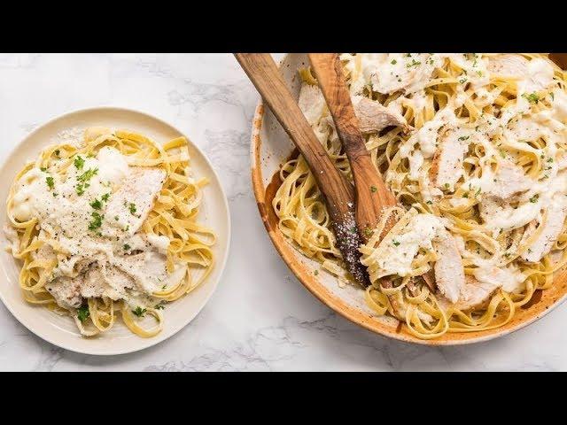 Copycat Olive Garden Chicken Alfredo