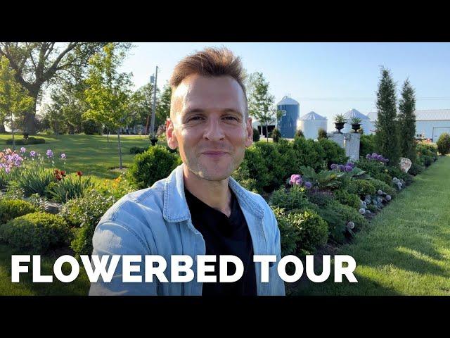 Flowerbed Tour of My Mom's Yard | Spring Garden Tour | Gardening with Wyse Guide