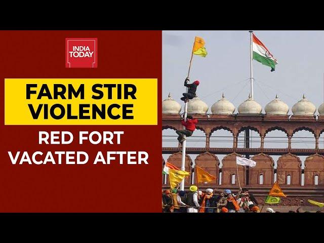 Delhi's Red Fort Cleared After Day-Long Siege | Farmers' Tractor Rally Turns Violent | Breaking News