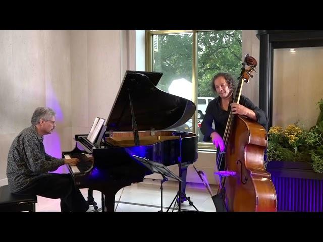 Joe Vincent Tranchina Duo: Joe Vincent Tranchina piano & Robert Kopec bass. Essex House NYC Aug '22