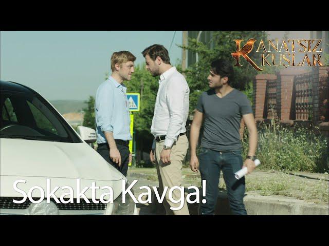 Ahmet ve Onur kavga ediyor!  - Kanatsız Kuşlar 5. Bölüm