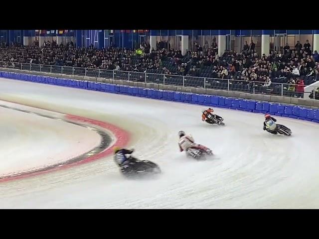 Eisspeedway Heerenveen 2024 Tag 1 Heat 6 Sturz/Crash Jimmy Hörnell Lidfalk