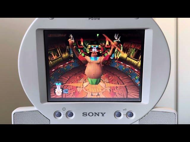 Crash Bandicoot 1 - Papu Papu play through - HOW TO BEAT HIM EASILY!! (PSone LCD Screen)