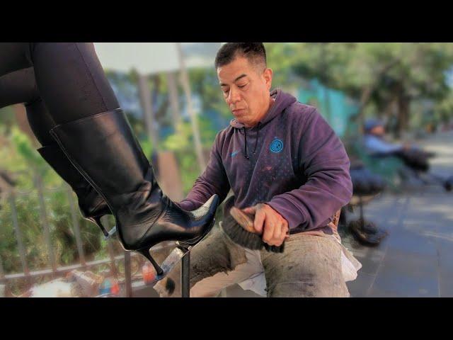 SQUEAKY Black BOOTS! Street Shoe Shine By Francisco   Mexico City ASMR SOUNDS