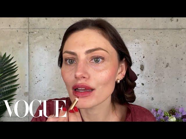 Phoebe Tonkin's Guide to Heatless Curls and Red Lipstick | Beauty Secrets | Vogue