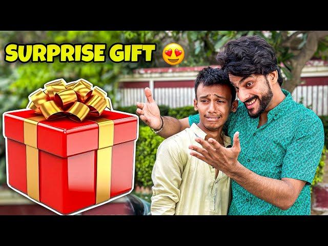 MUNNE KO SURPRISE GIFT DE DIA  | MISHKAT KHAN | VLOG