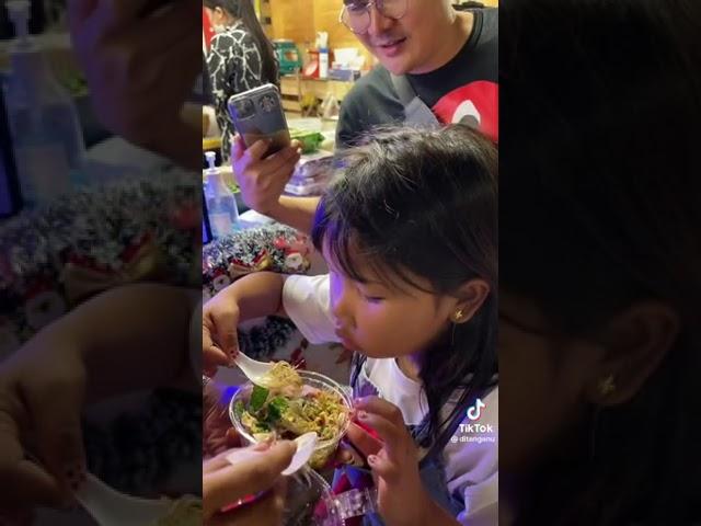 Makan Udang Hidup di Thailand tiktok: @ditanganu #ditakerang #thailand #oktasquad #adekta #adektasyi