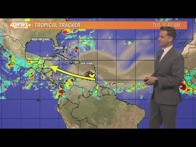 Saharan Dust moving across Atlantic, stifling hurricane development