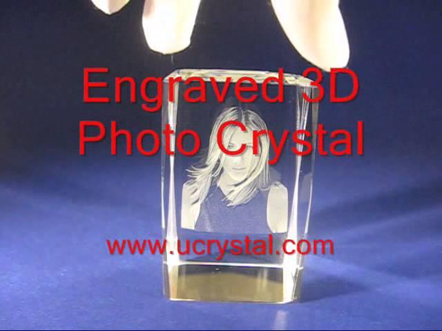 2D or 3D photo engraved crystal demonstration