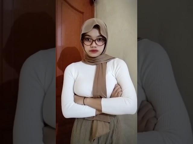 kacamata  #hijab #jilbab #viral #fypシ #tiktok #ukhti