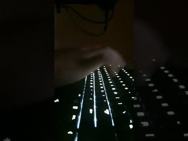 24k Magic bass synth on a Razer blackwidow 2014 keyboard