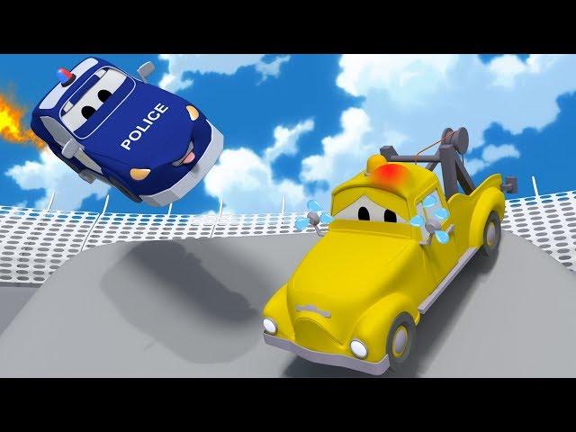 Baby Tom gets hurt pretty bad! - Amber the Ambulance in Car City l Cartoons for Children