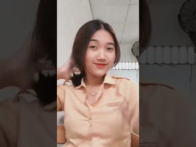 VIDEO TIKTOK CEWEK ABG PAKAI TANKTOP VIRAL 2023