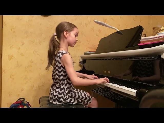 Катя Лакеева, 8 лет