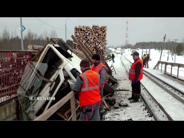 Накануне на трассе Сыктывкар - Ухта произошло ДТП с гружёным лесовозом