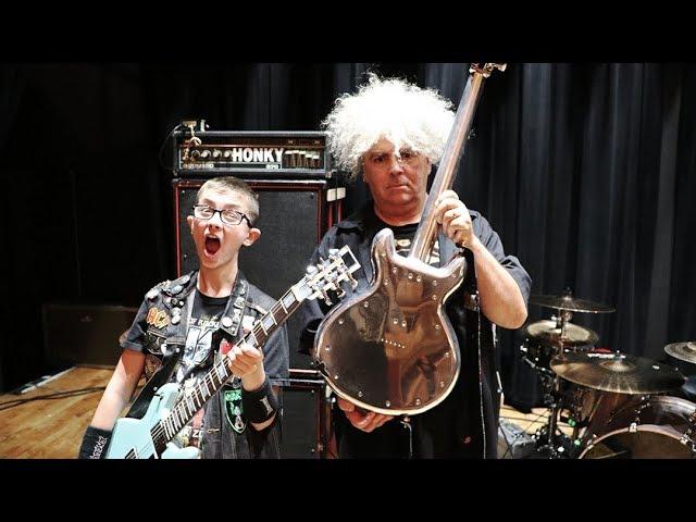 Guitar Gear Rundown: KING BUZZO of the MELVINS