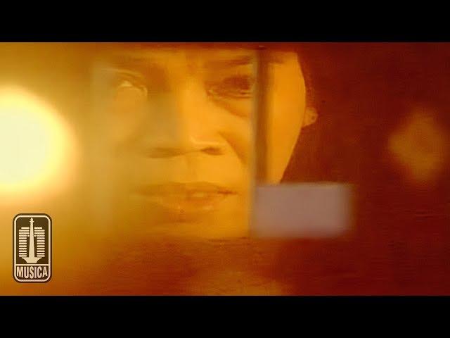 Chrisye - Kesan Dimatamu (Official Music Video)