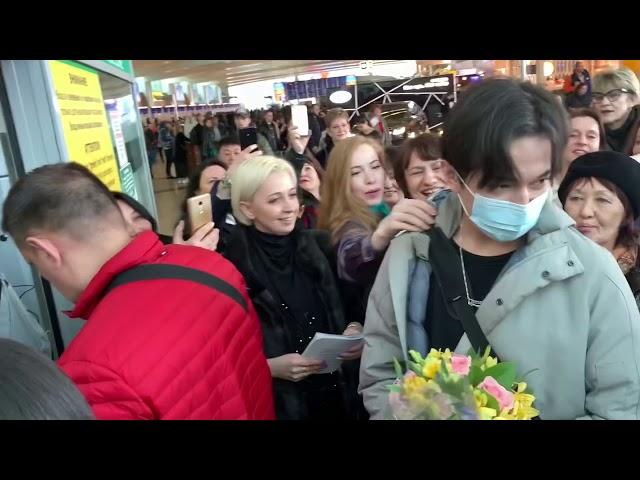 Dimash said:  «Goodbye!!!”, но обещал вернуться.