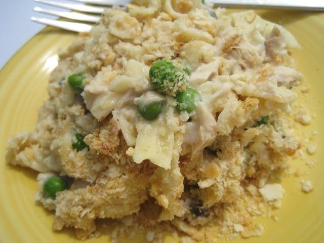 CLASSIC TUNA CASSEROLE - How to make TUNA CASSEROLE Recipe