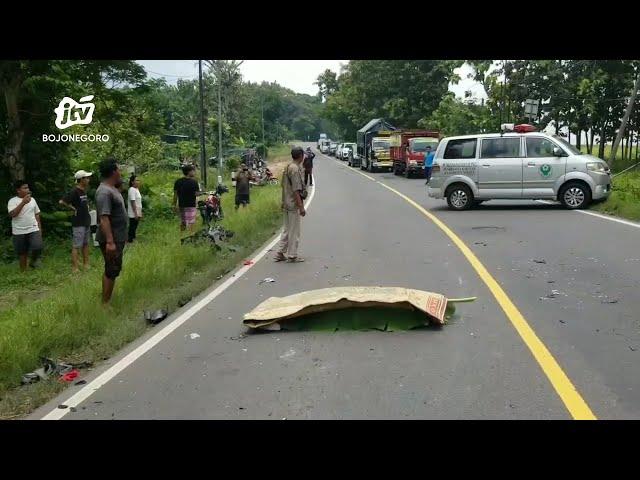 Terjatuh Saat Melintas Jalan Berlubang, Pemotor Tewas Ditabrak Truk