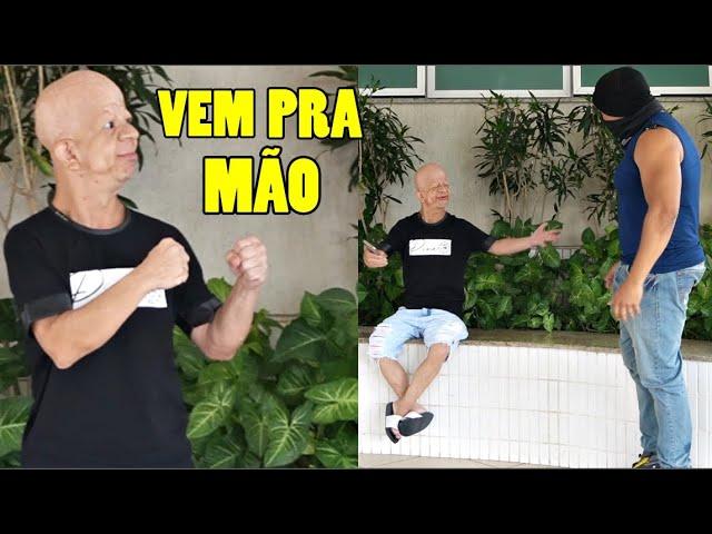 PEGADINHA: ME CHAMOU PRA MÃO - BRUNO DIFERENTE