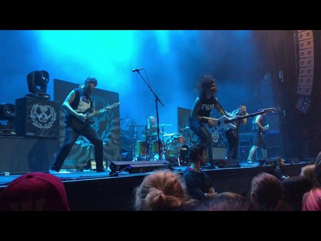 Killswitch Engage - My curse LIVE 2016