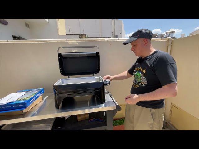 Campingaz Attitude 2go Portable BBQ | Review and First try | Compact and Powerful | Gas BBQ