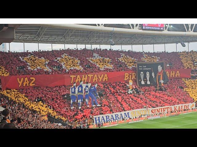 Galatasaray - Fenerbahçe Koreografi