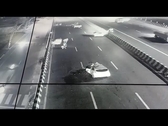 Accident at Delhi Meerut Expressway