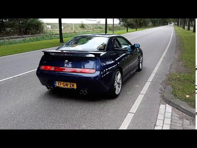 Alfa Romeo GTV 3.0 v6 crazy sound  - Standing start and fly-by