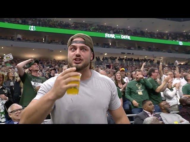 Aaron Rodgers And Company Put On A Beer Chug Competition And The Crowd Went Crazy