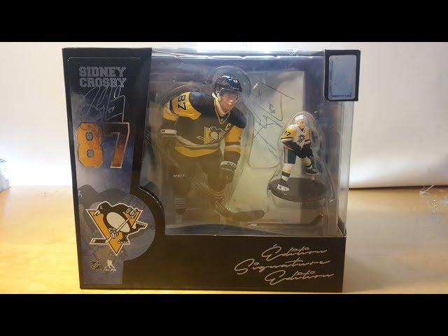 Sidney Crosby Imports Dragon NHL 2016-17 Limited Edition 6" +2.5" mini-figures