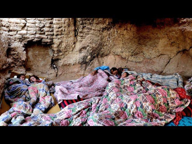 How do Big Family start their day? Making Breakfast in cave / Village life Afghanistan