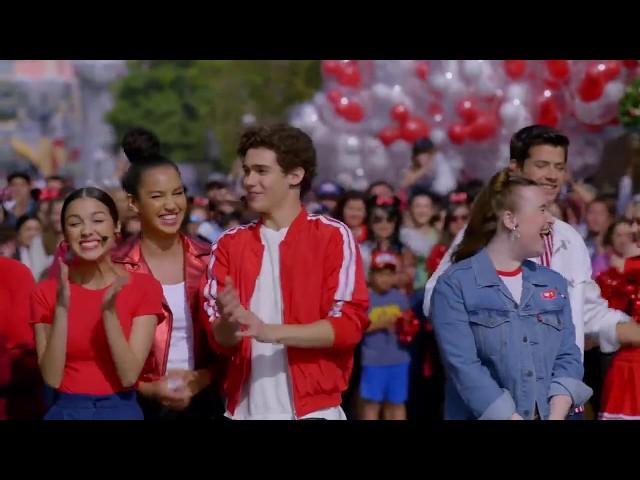 High School Musical: The Musical: The Series Cast | 2019 Disney Christmas Day Parade | Performance