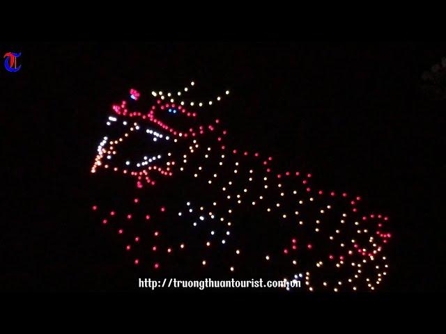 Biển người đổ về Thái Bình xem trình diễn: DRONE SHOW đêm 30/6/2024