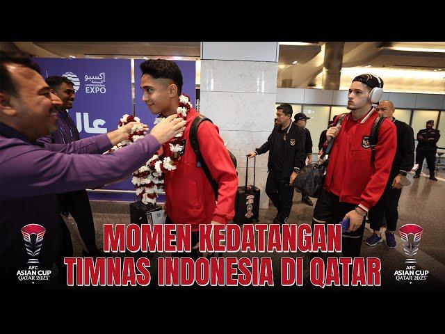 KEDATANGAN TIMNAS INDONESIA DISAMBUT MERIAH SAAT TIBA DI QATAR