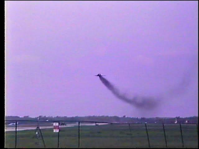 J-79 HOWL AND SMOKE!! - USAF RF-4C & GAF F-4F PHANTOMS BEAT UP THE 1993 LONDON INTERNATIONAL AIRSHOW