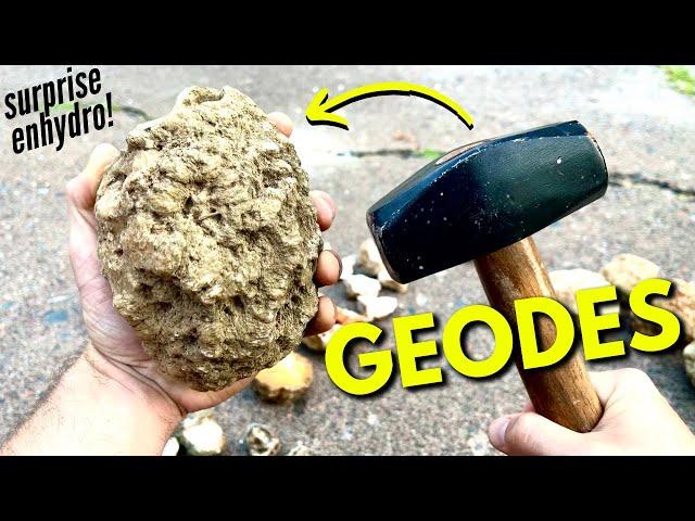 Breaking OPEN geodes & ENHYDRO geode! (water inside)