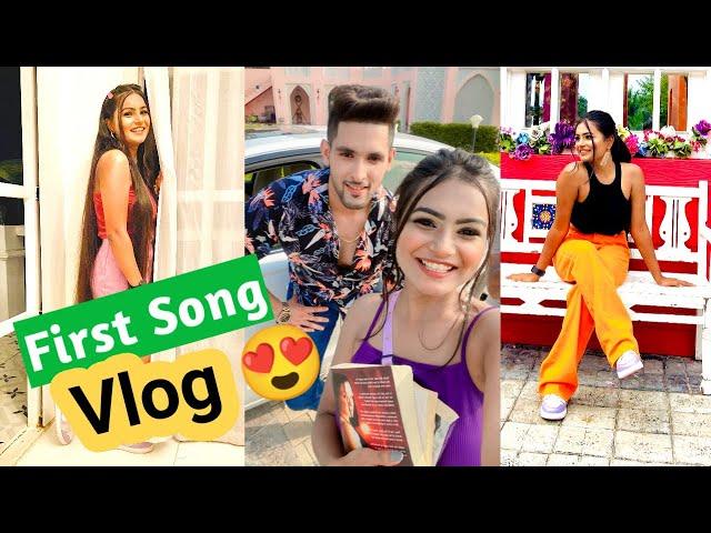 VLOG- 1st Music Video #crafteraditi #youtubepartner #whatsappprofile #vlog #shorts @CrafterAditi