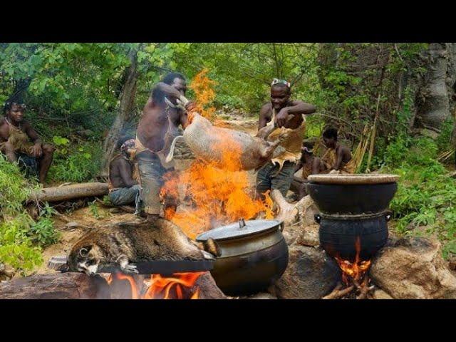 Hadzabe Tribe did it again /The real life of Hadzabe living depending on eating monkeys and fruity