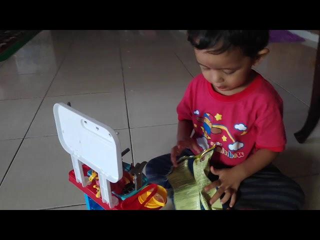 DIDI & FRIENDS, Alisya & Aliff unboxing BBQ playset