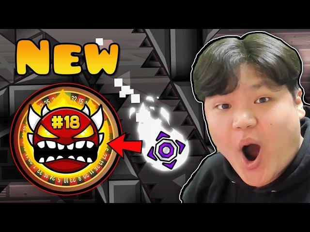 EXTREME DEMON ROULETTE IS FINALLY BACK! [#18] | Geometry Dash 2.2